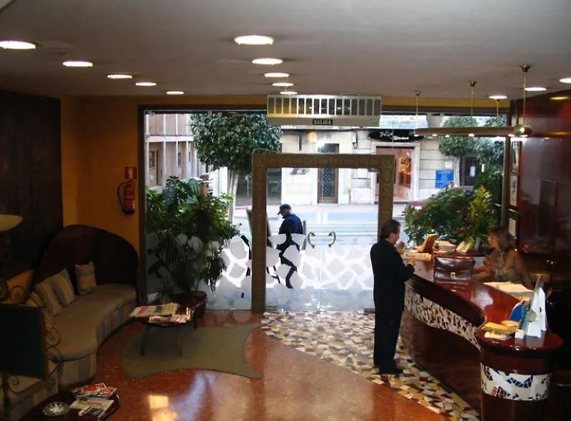 Hotel Gaudi Reus Spanien