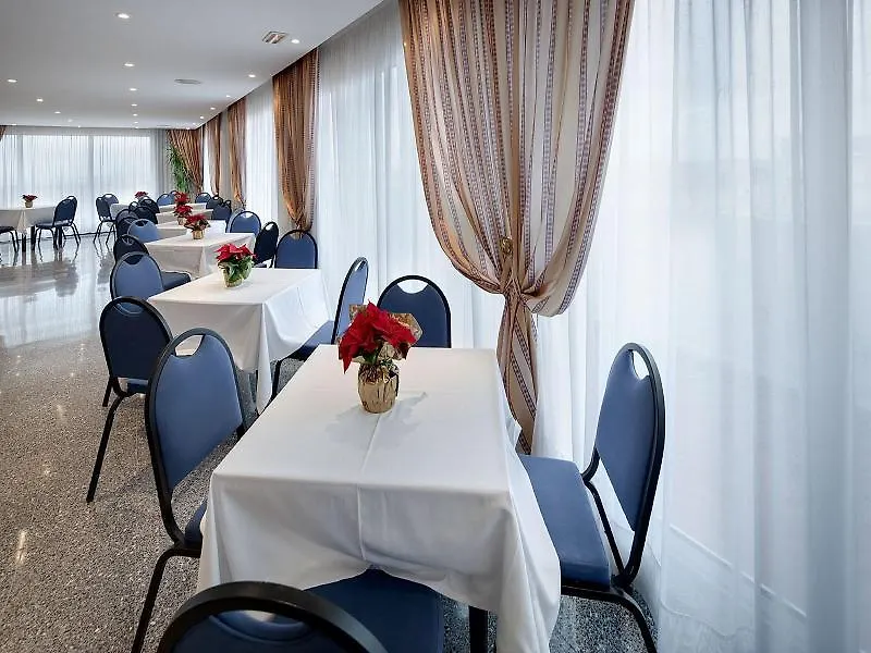 ***  Hotel Gaudi Reus Spanien