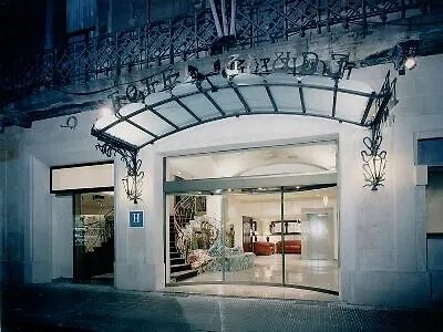 Hotel Gaudi Реус
