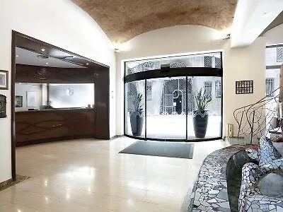 ***  Hotel Gaudi Реус Испания